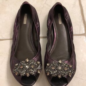 Like new Vera wang peep toed flats